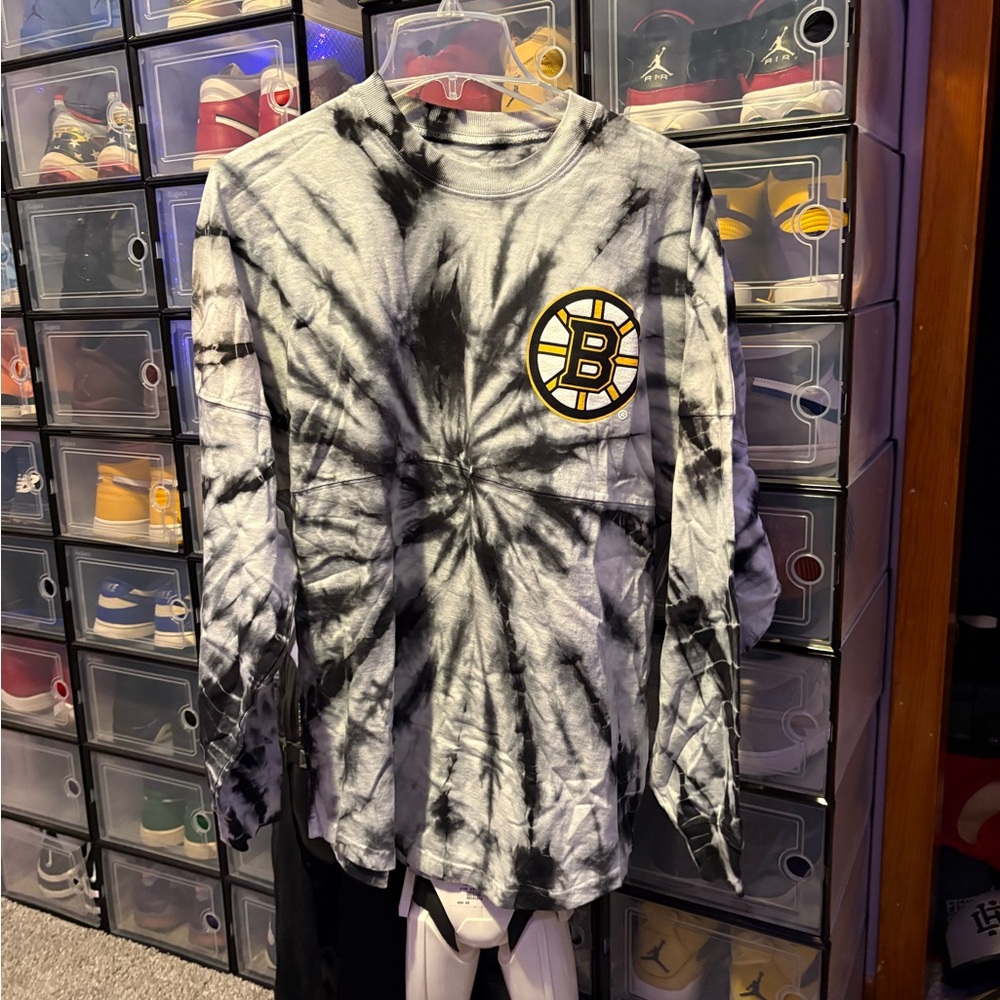 Boston Bruins Fanatics Black and White Tie-Dye Long Sleeve Tee